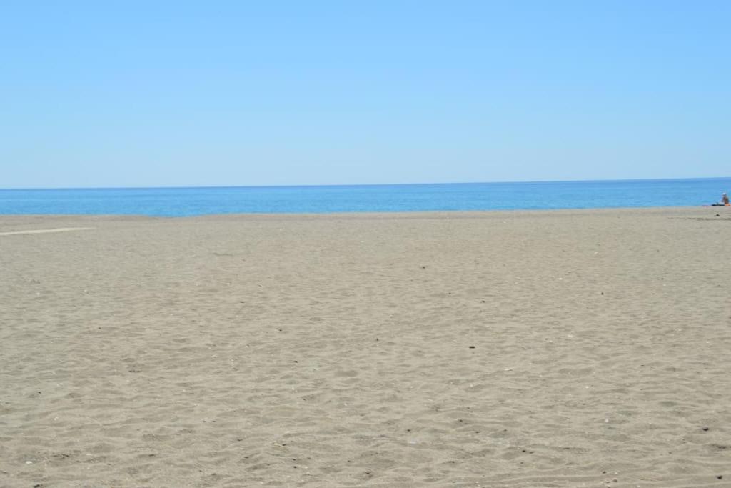 Nuevo Con Piscina, Disfruta Del Silencio, Familias Con Ninos, Aire Acondicionado, 2 Banos, Wifi, Terraza, Playa, Toallas Y Sombrillas * Benajarafe