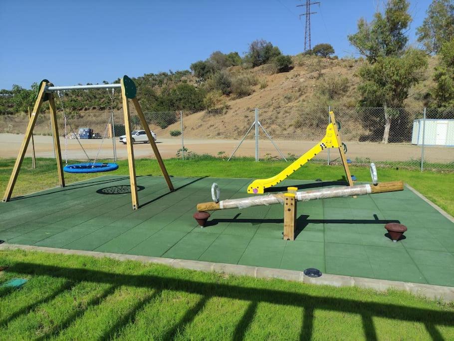 Nuevo Con Piscina, Disfruta Del Silencio, Familias Con Ninos, Aire Acondicionado, 2 Banos, Wifi, Terraza, Playa, Toallas Y Sombrillas * Benajarafe
